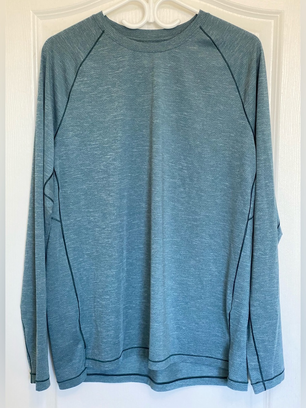 Old Navy Active Go-Dry Cool Men’s Athletic Shirt Size L
